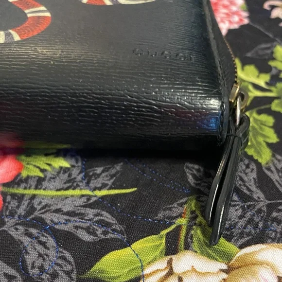 AUTH Gucci King Snake Black Long Zip wallet - Picture 14 of 16
